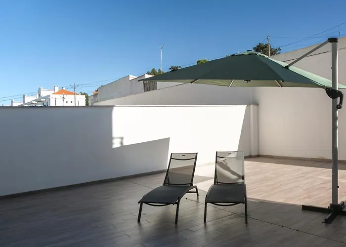 Zahra Place - Stylish Flat 纳扎雷